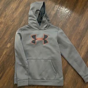 Dri fit Under Armour hoodie size ylg